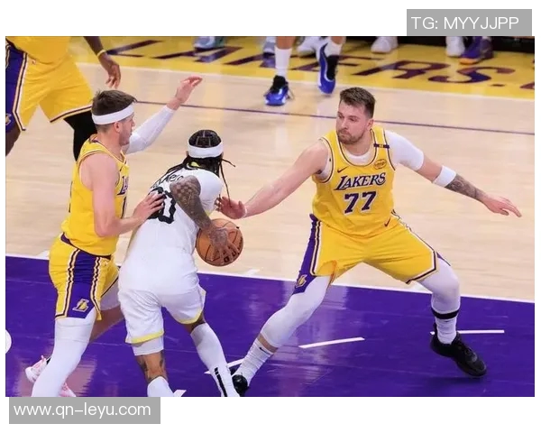 湖人需留住布伦森以免重演悲剧里夫斯已展现与东契奇的完美搭档潜力 湖人需留住布伦森以免重演悲剧里夫斯已展现与东契奇的完美搭档潜力