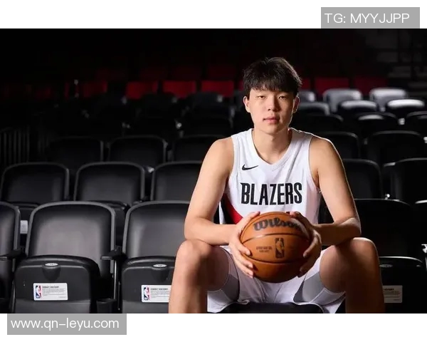 杨瀚森追寻科技进化之路约基奇申京助力他克服艰难起步 杨瀚森追寻科技进化之路约基奇申京助力他克服艰难起步