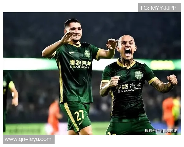 光速扳平瞬间浙江队洛佩斯失误助攻卡列洛进球战平泰山 光速扳平瞬间浙江队洛佩斯失误助攻卡列洛进球战平泰山