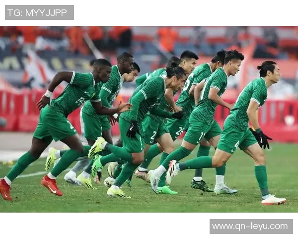 北京国安出征天津备战热身赛即将打响期待精彩对决